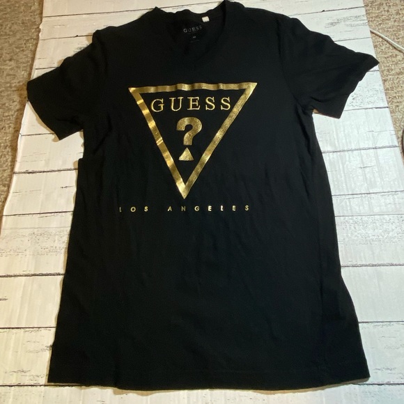 Guess V-Neck Short Sleeve T- shirt with embroidery and gold print.